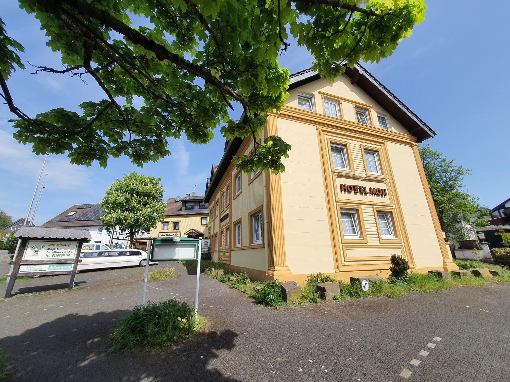 Hotel Landhaus Koeln Lindlar Exterior foto